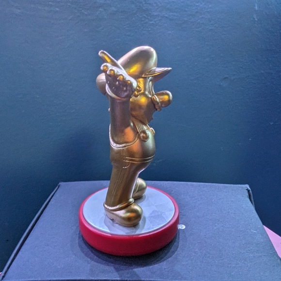 Golden Mario Amiibo Nintendo switch wii ds - Picture 3 of 6
